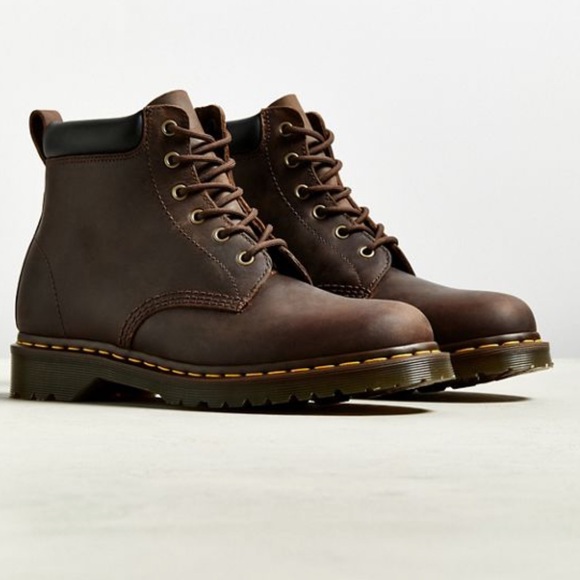 doc martens 939 crazy horse